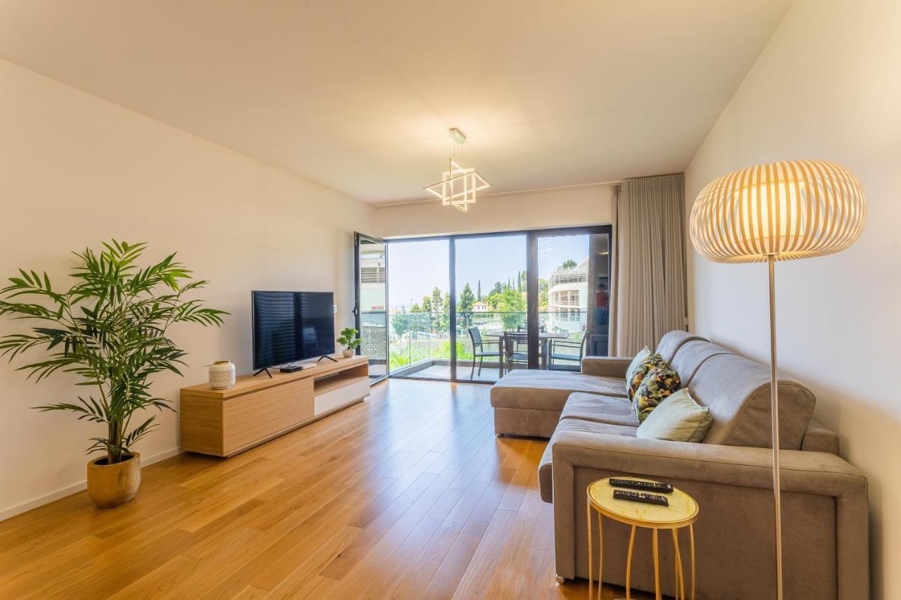 Flh Funchal Balcony Flat With Pool Lejlighed Eksteriør billede